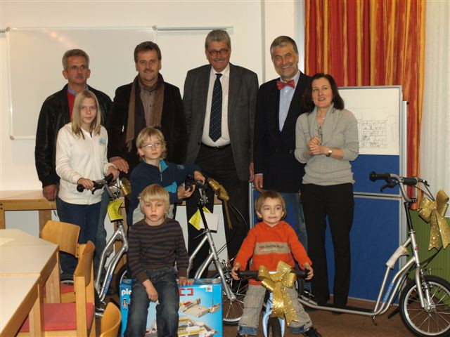 Lions Club zu Besuch im MS am 09.11.11